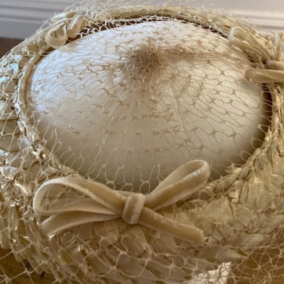 1950's Candy Straw Pillbox Hat - Picture 8 of 13